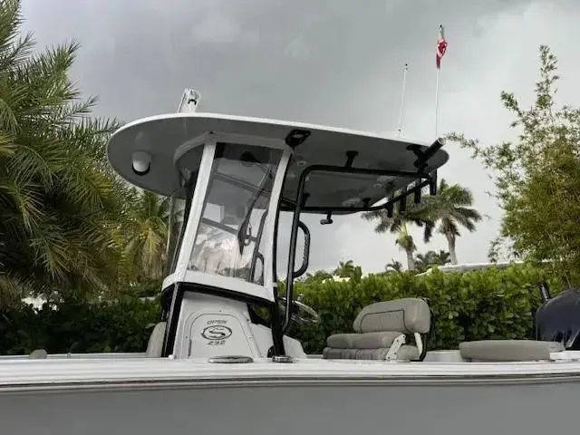 Sportsman Open 232 Center Console