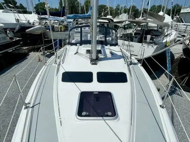 Hunter 36