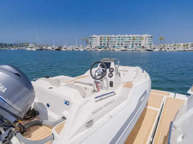 Sunseeker 88 Yacht