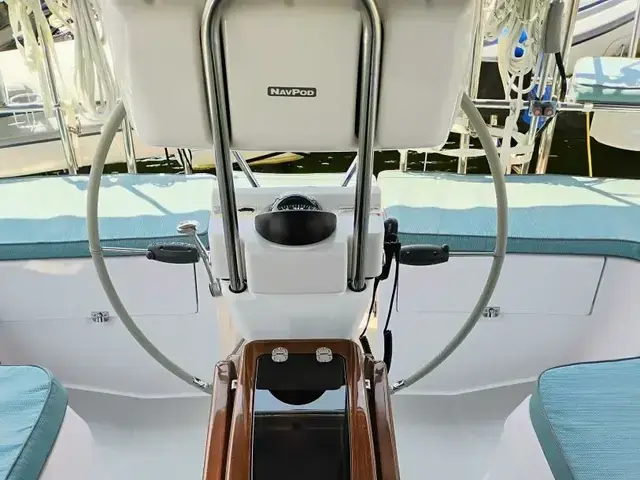 Catalina 385