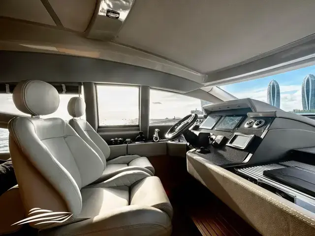 Azimut 70