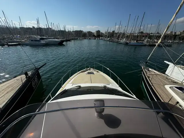 Ferretti Yachts 470