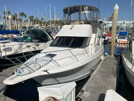 1999 Silverton 322 aft cabin