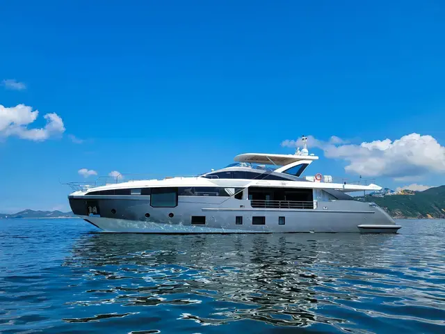 Azimut Grande 32 Metri