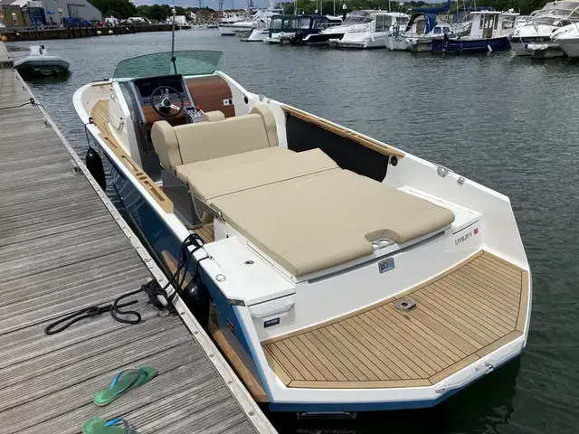 Cormate Utility 27 Supermarine