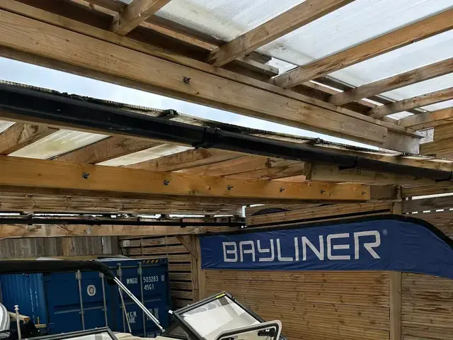 Bayliner Vr5 Cu