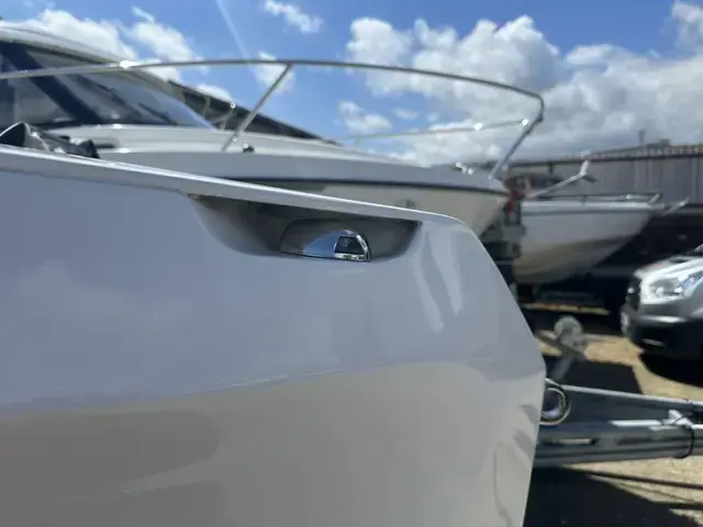 Rand Boats Source 22 Outboard