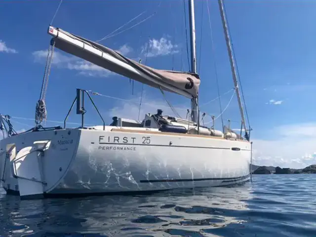 Beneteau First 25