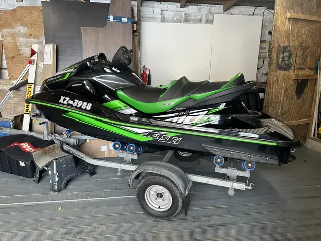 Kawasaki 310 LX jetski