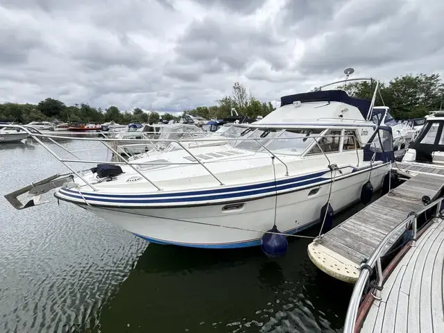 Fairline 31 Corniche