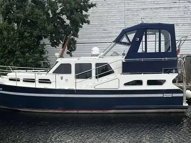 Pedro Boats 32