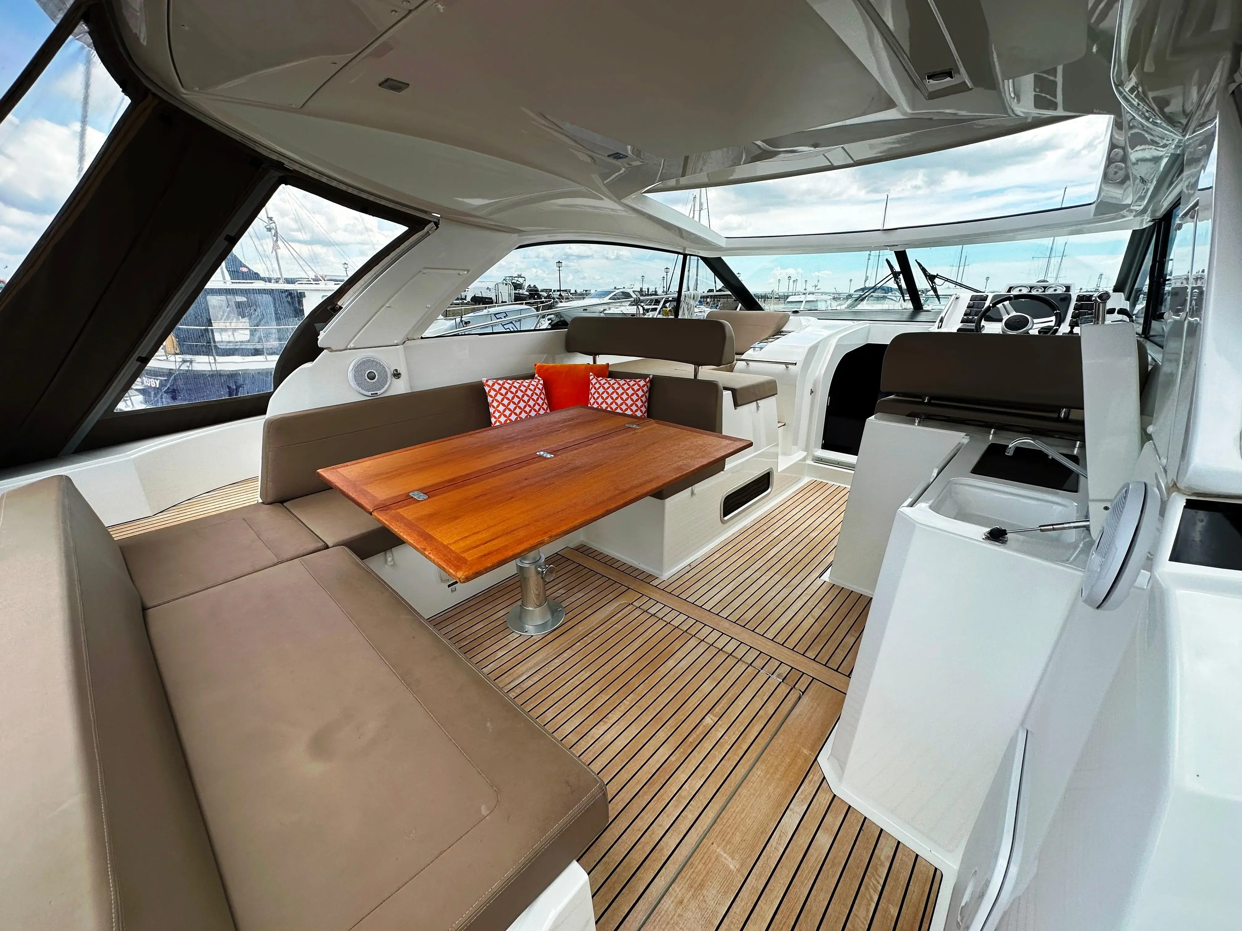 2015 Jeanneau leader 40