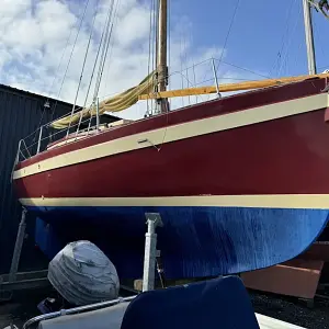 1983 Oysterman 22