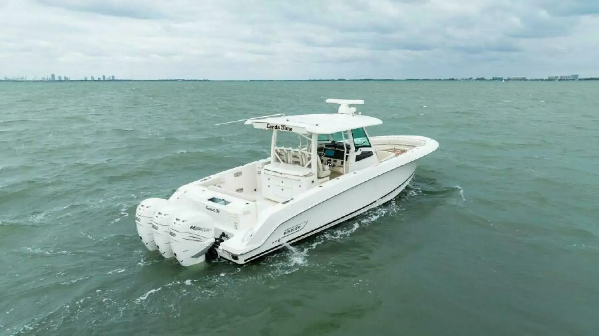 2018 Boston Whaler 380 outrage