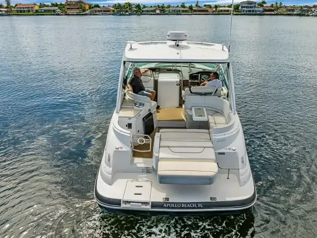 Cruisers Yachts 350 Express