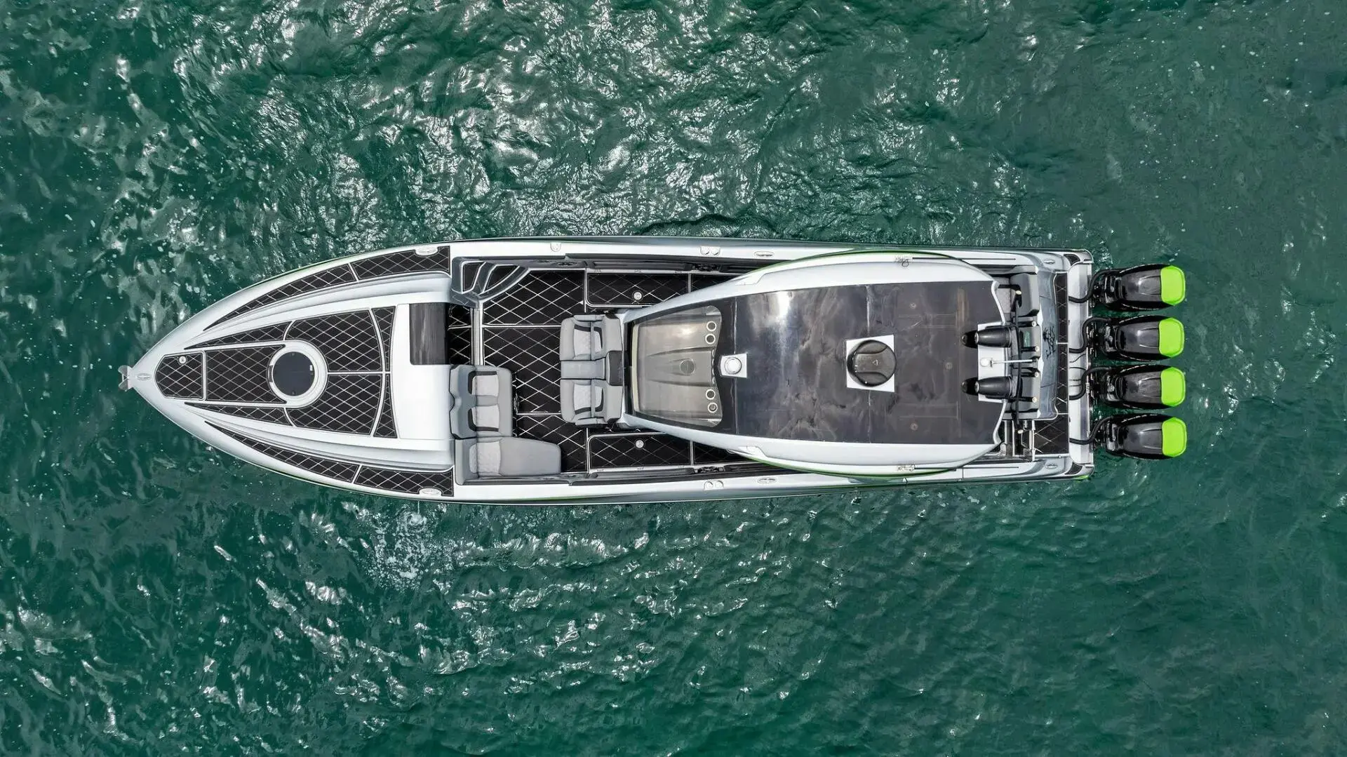 2018 Deep Impact 399 cabin