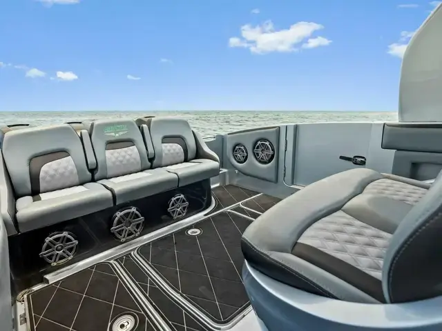 Deep Impact 399 Cabin