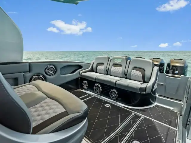 Deep Impact 399 Cabin