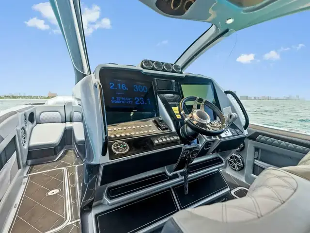 Deep Impact 399 Cabin