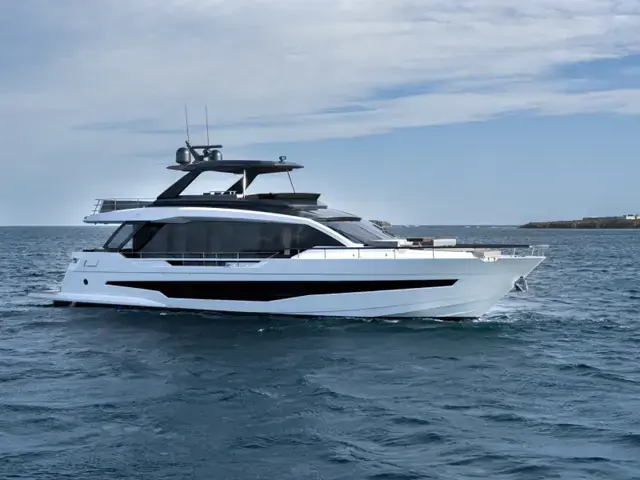 Astondoa AS8 Flybridge