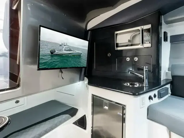 Deep Impact 399 Cabin