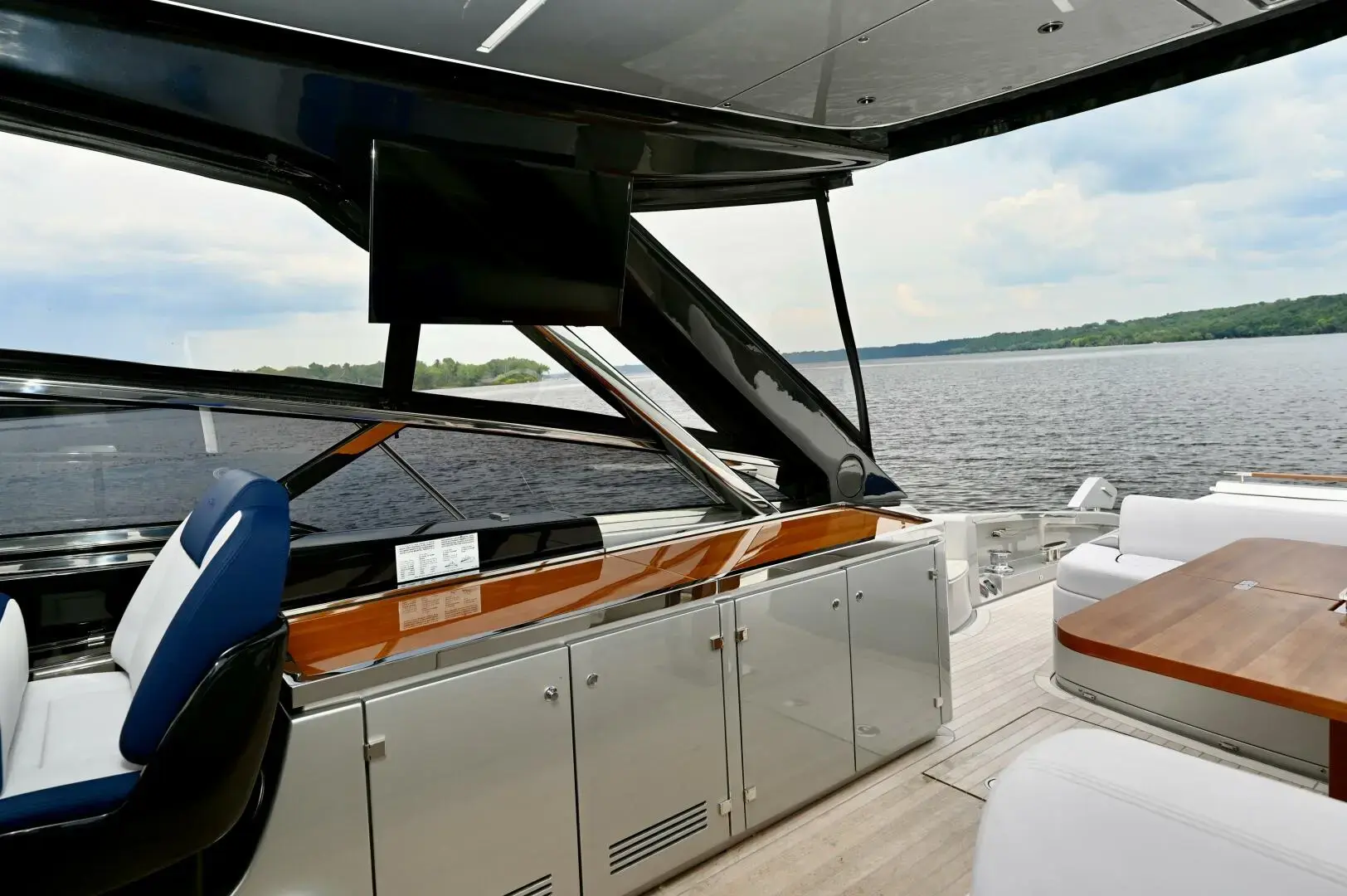 2023 Riva 56 le