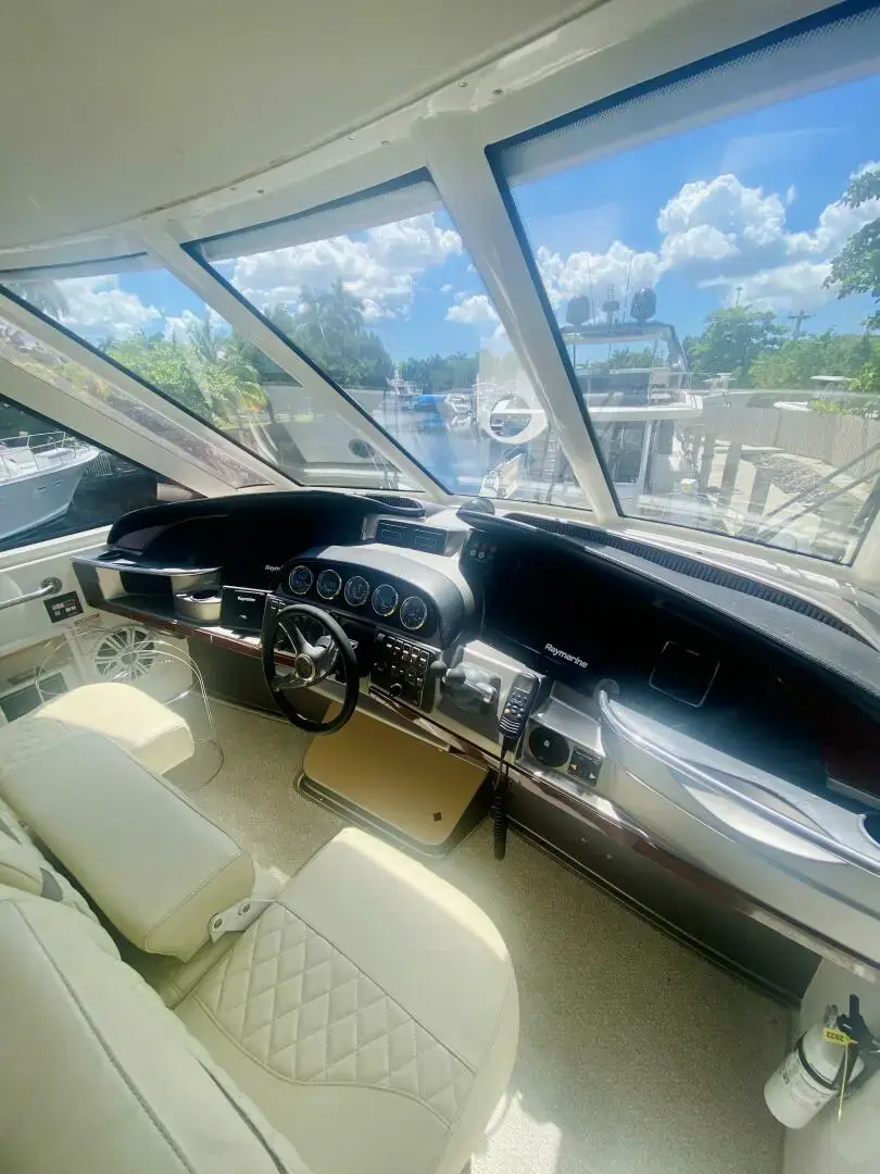 2000 Carver 506 motor yacht