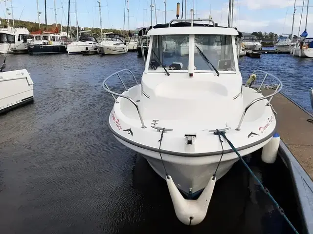 Beneteau Antares 620 Fishing