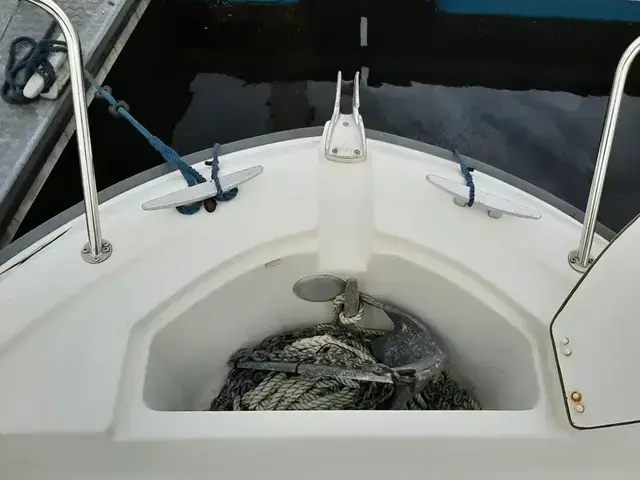 Beneteau Antares 620 Fishing