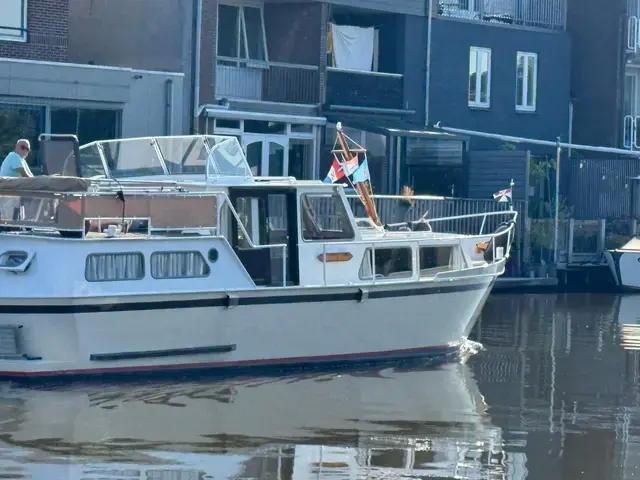 Motor Yacht Vrijbuiter 10.50 AK Cabrio