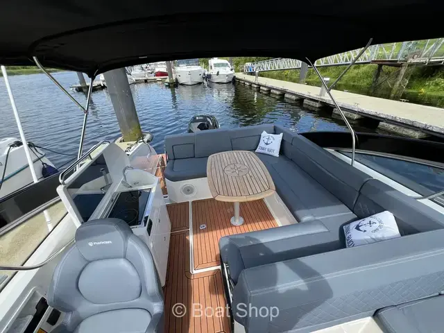 Parker Boats 850 Voyager