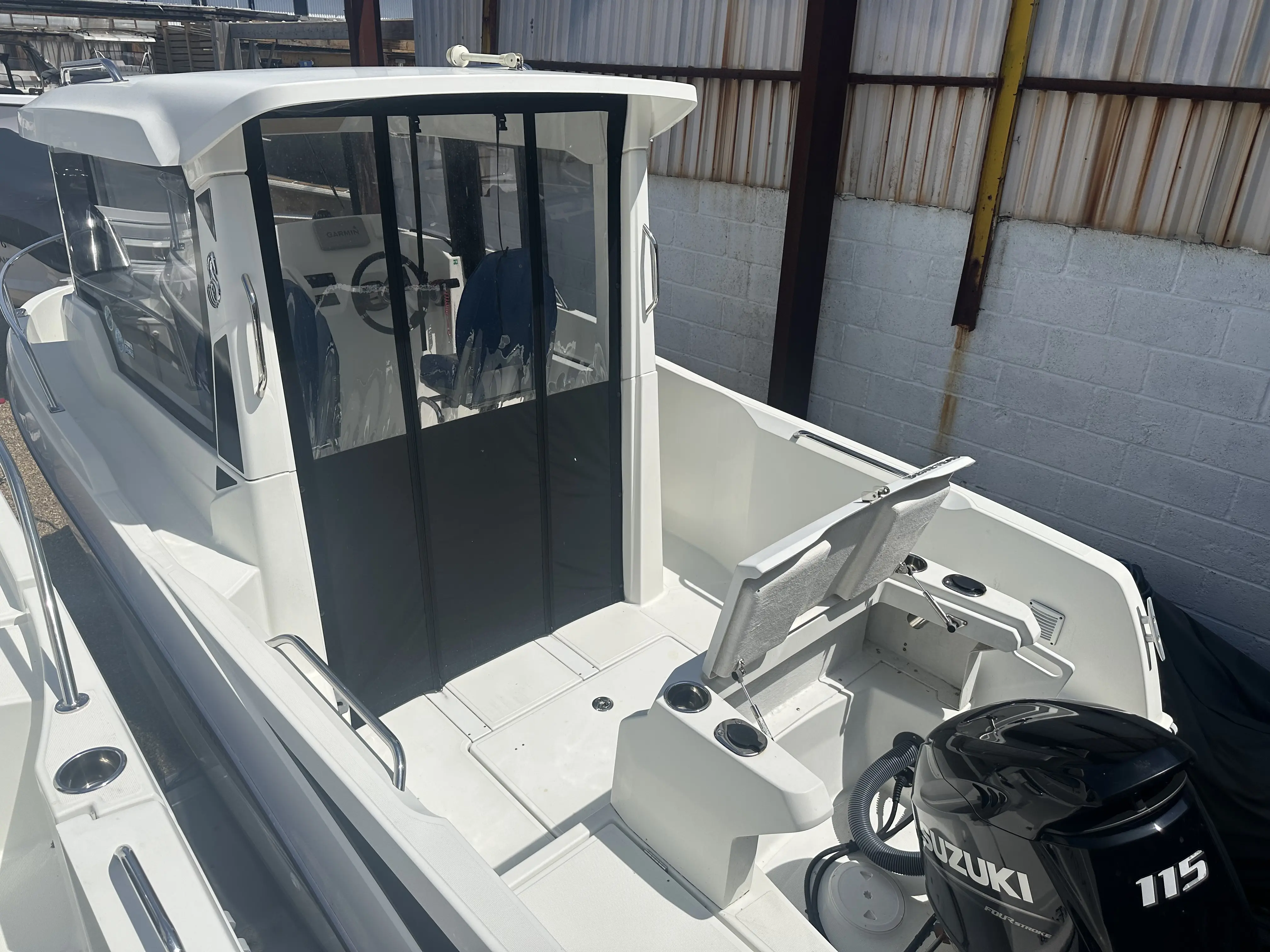 2018 Beneteau barracuda 6 outboard