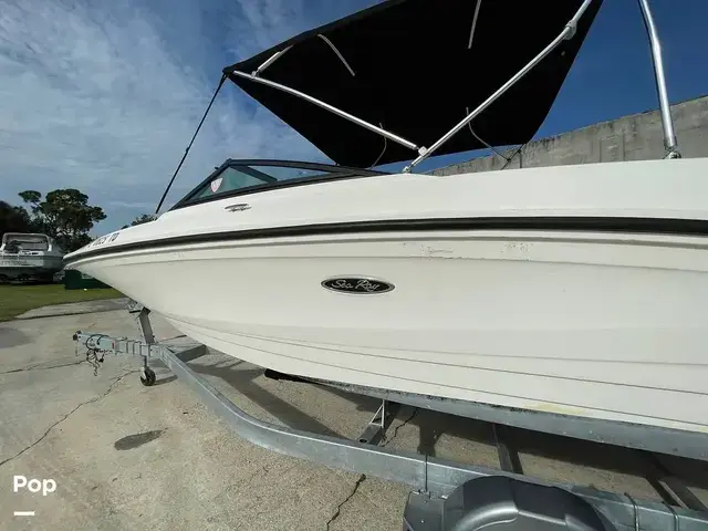 Sea Ray SPX210