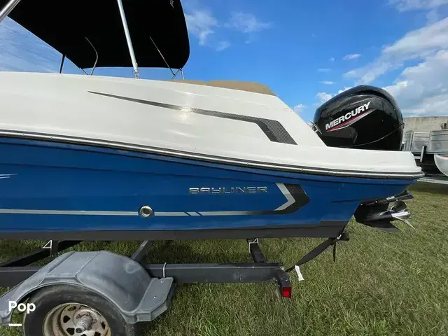 Bayliner VR5