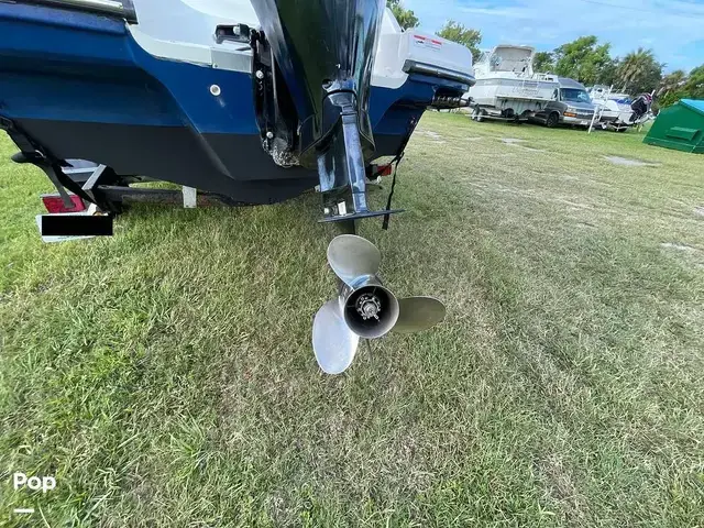 Bayliner VR5