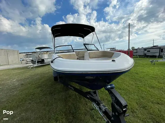 Bayliner VR5