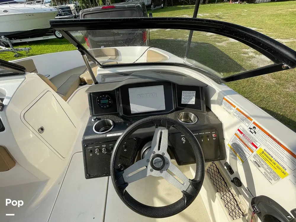 2022 Bayliner vr5