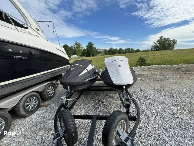 Sea-Doo GTI SE 170 & 2016 GTX Limited 300