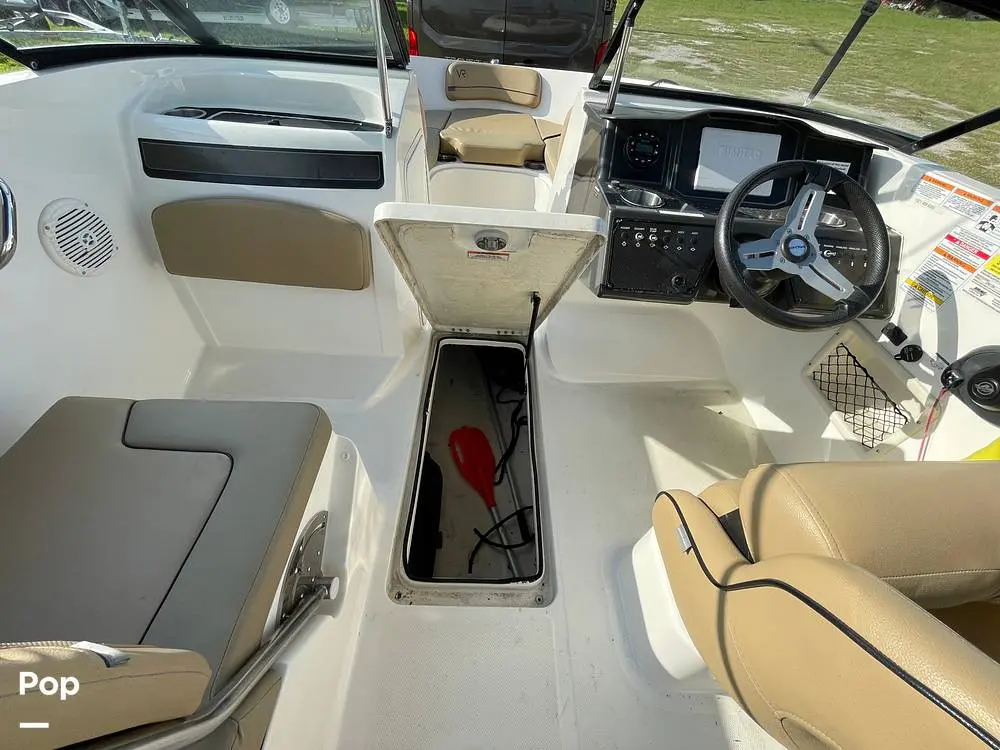 2022 Bayliner vr5