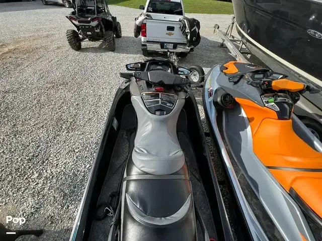 Sea-Doo GTI SE 170 & 2016 GTX Limited 300