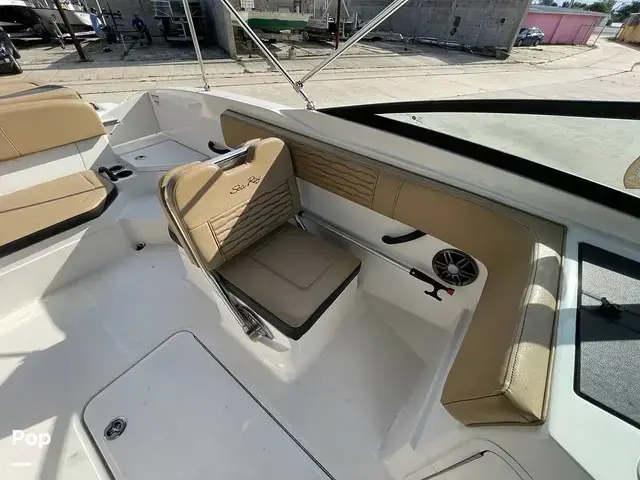 Sea Ray SPX210