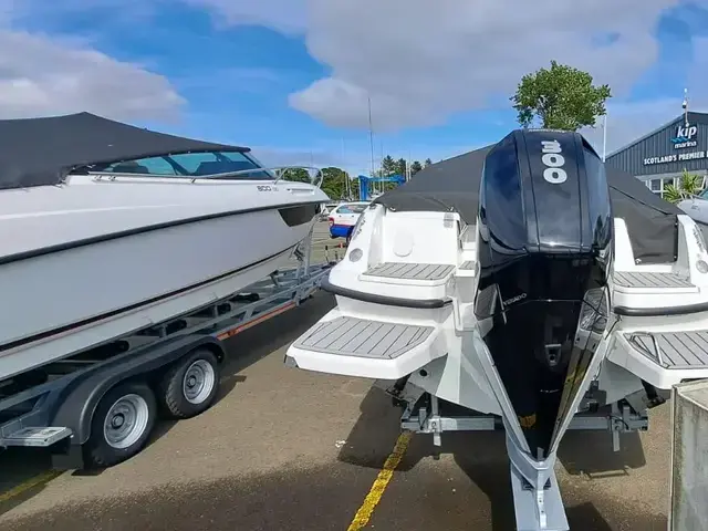 Flipper Boats 700 DC