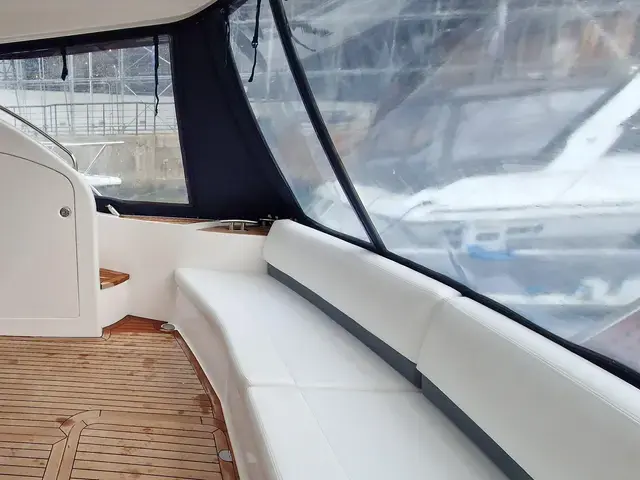 Princess 42 Flybridge