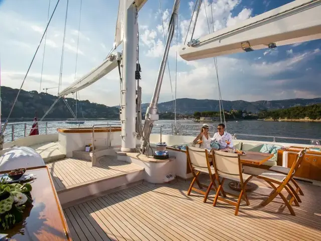 Perini Navi 46m