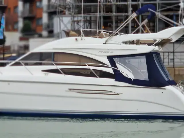 Princess 42 Flybridge