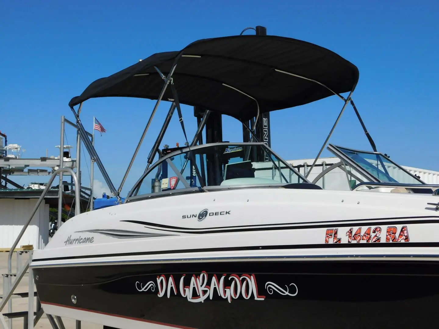 2015 Hurricane 187 sundeck