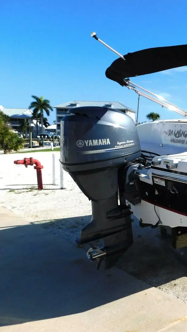 2015 Hurricane 187 sundeck