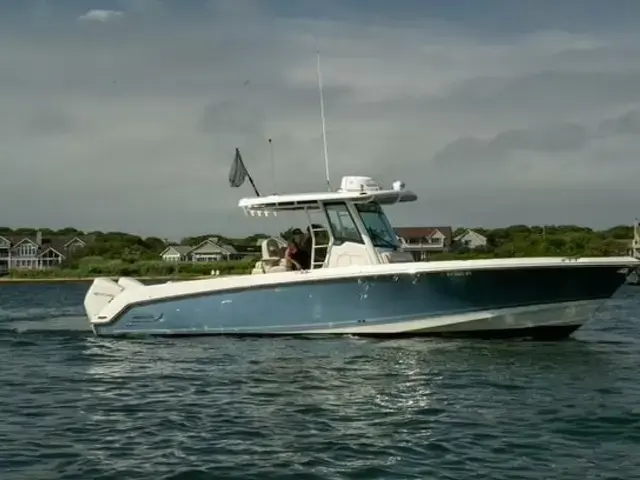 Boston Whaler 330 Outrage