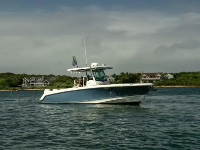 Boston Whaler 330 Outrage