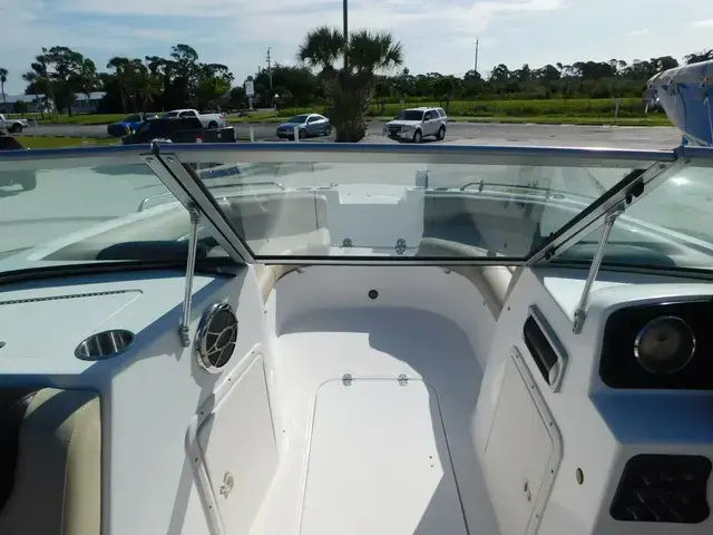 Hurricane Sundeck 187